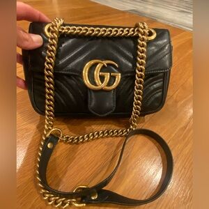 Black quilted leather Gucci Marmont small purse handbag crossbody Vguc chain